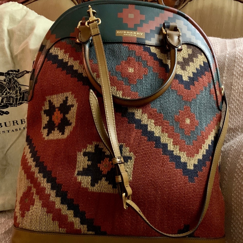 Burberry luxury bag